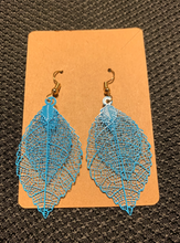 Load image into Gallery viewer, Double Hollow Leaf Earrings
