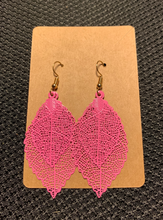 Load image into Gallery viewer, Double Hollow Leaf Earrings

