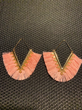 Load image into Gallery viewer, Multi Color Tassel
